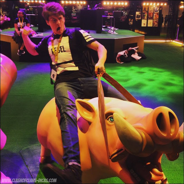 TGS 2015 - Clash of Clans